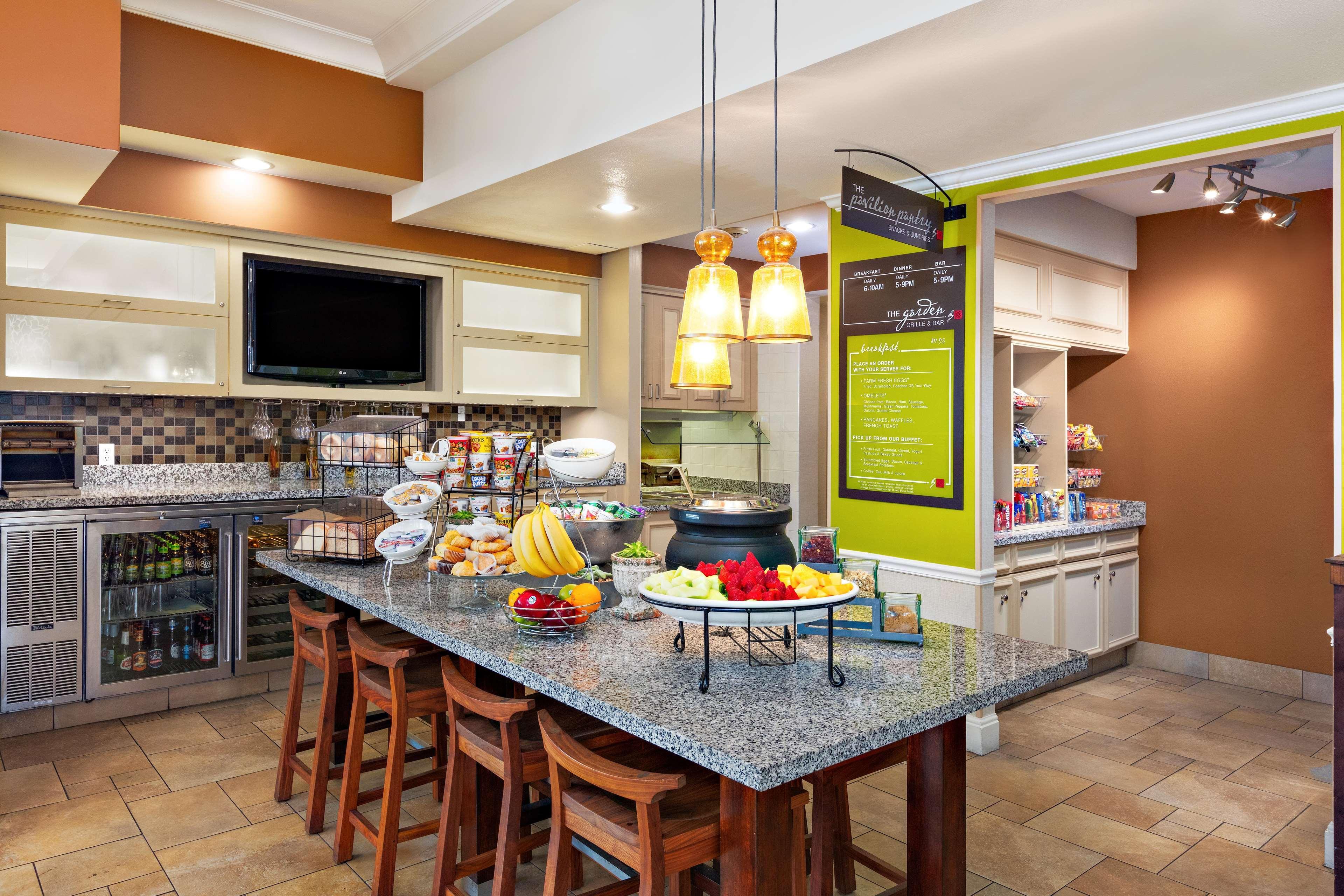 Hilton Garden Inn Folsom Dış mekan fotoğraf