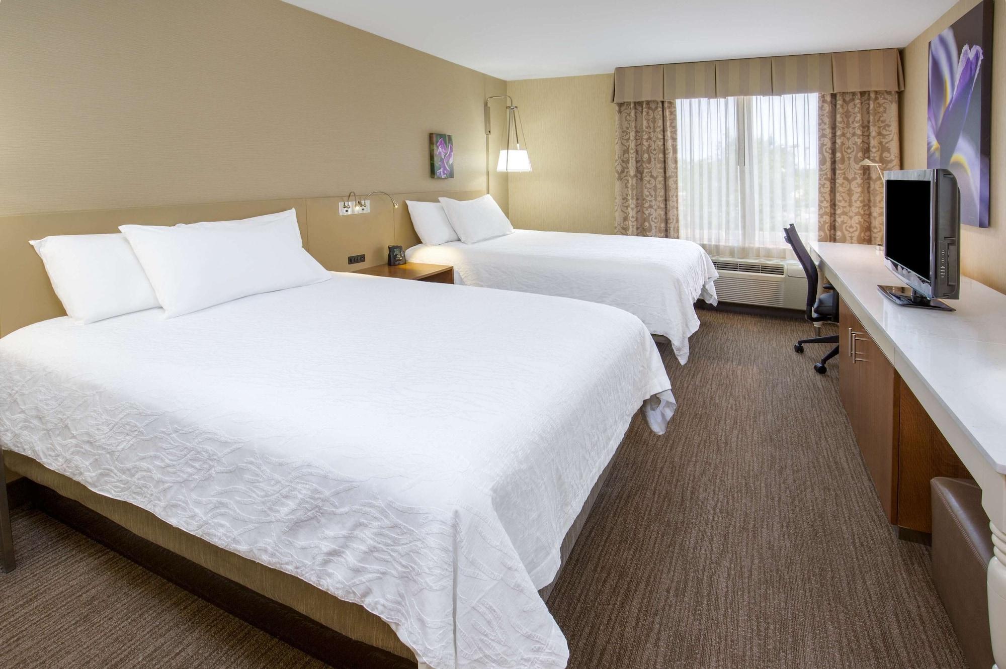 Hilton Garden Inn Folsom Dış mekan fotoğraf