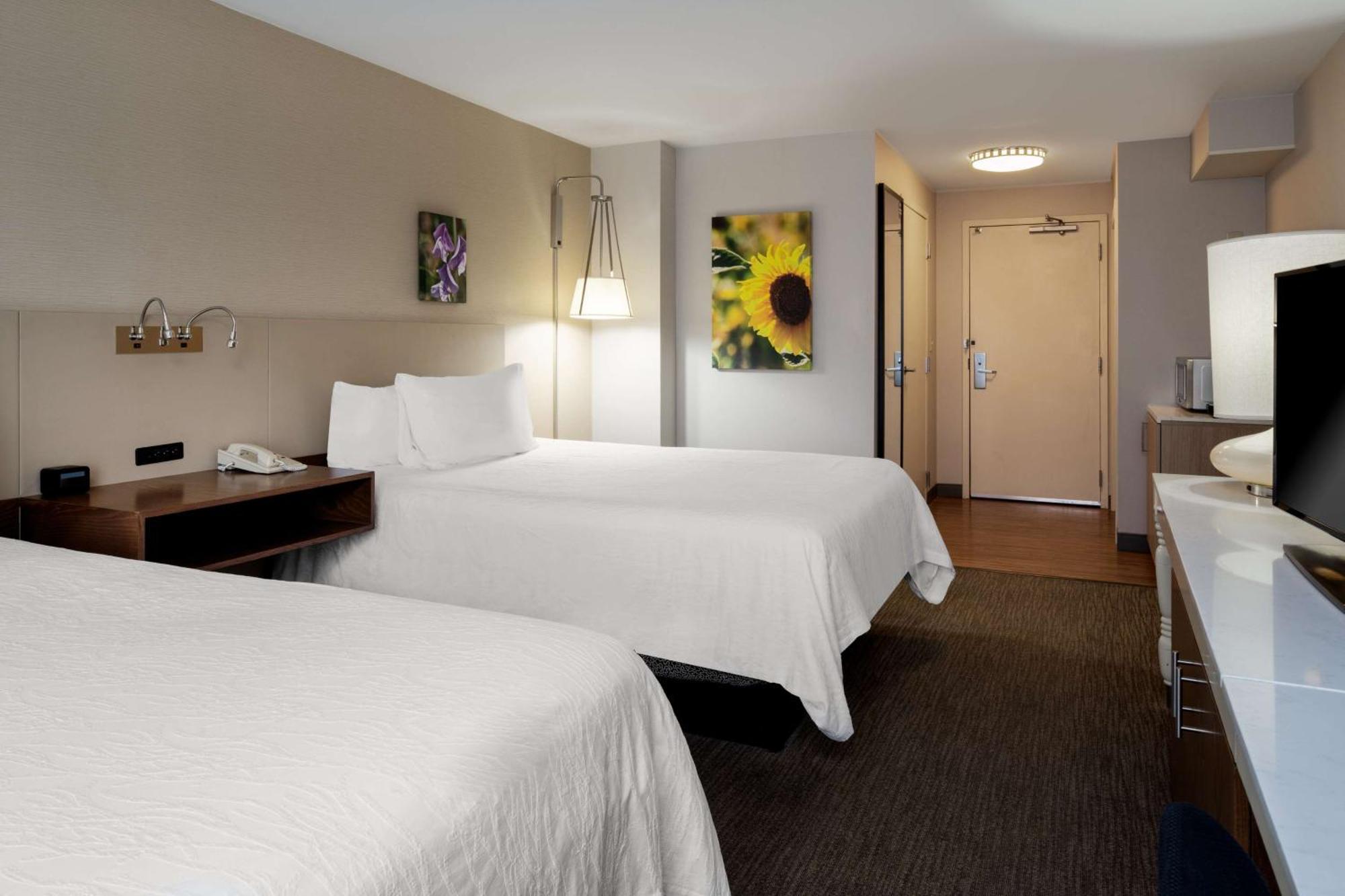 Hilton Garden Inn Folsom Dış mekan fotoğraf