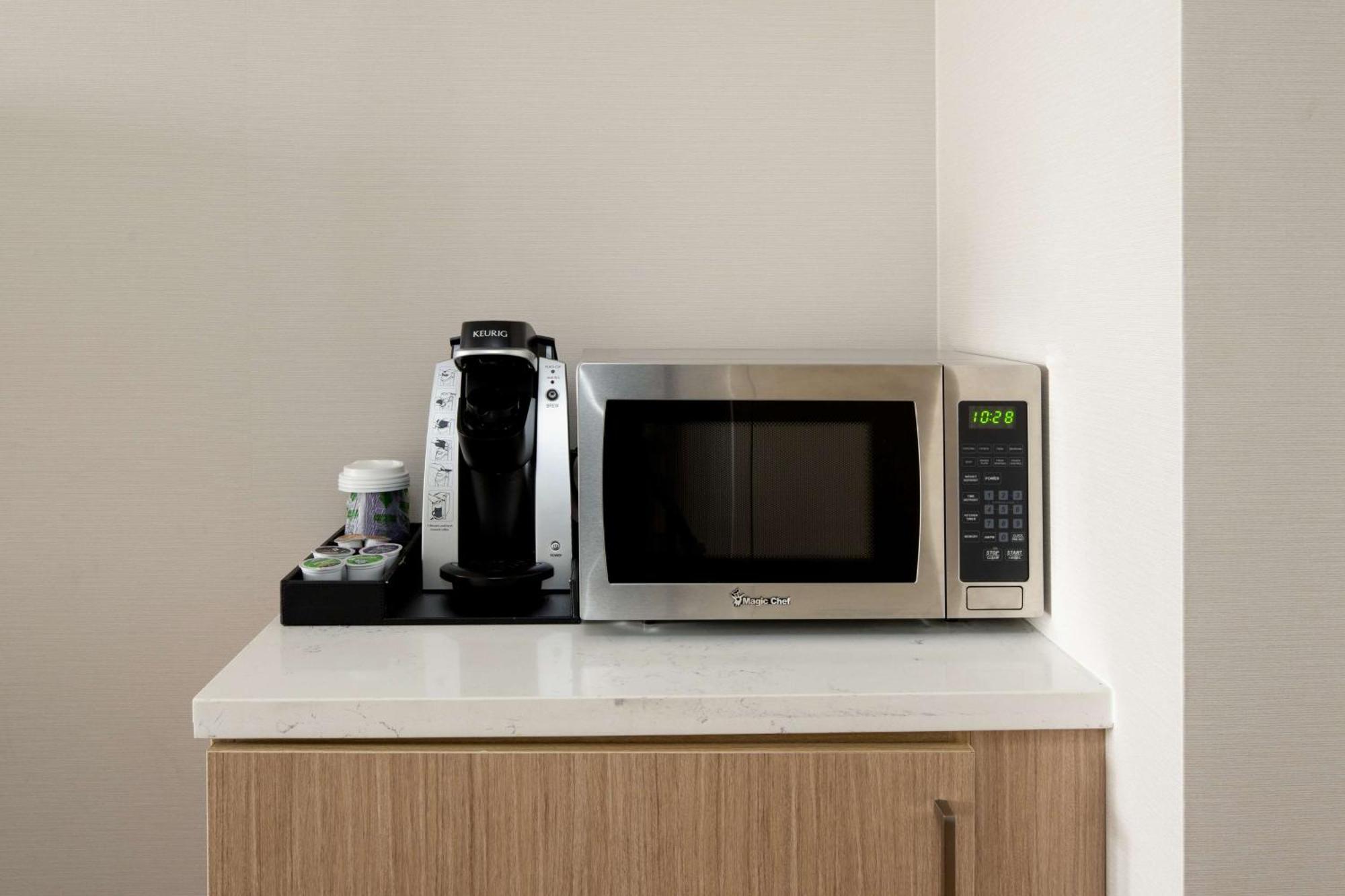 Hilton Garden Inn Folsom Dış mekan fotoğraf