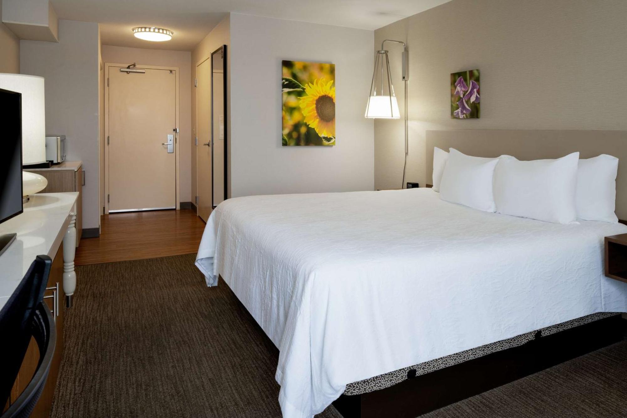 Hilton Garden Inn Folsom Dış mekan fotoğraf