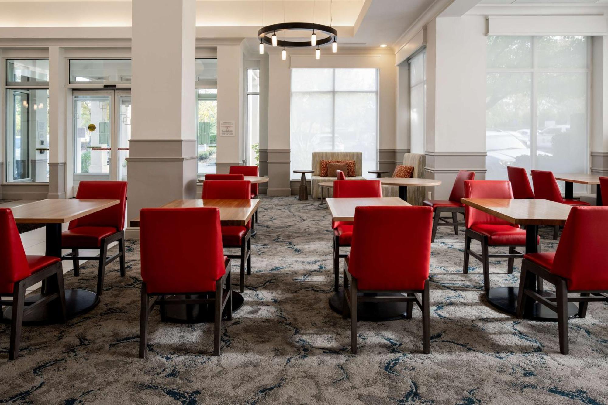 Hilton Garden Inn Folsom Dış mekan fotoğraf