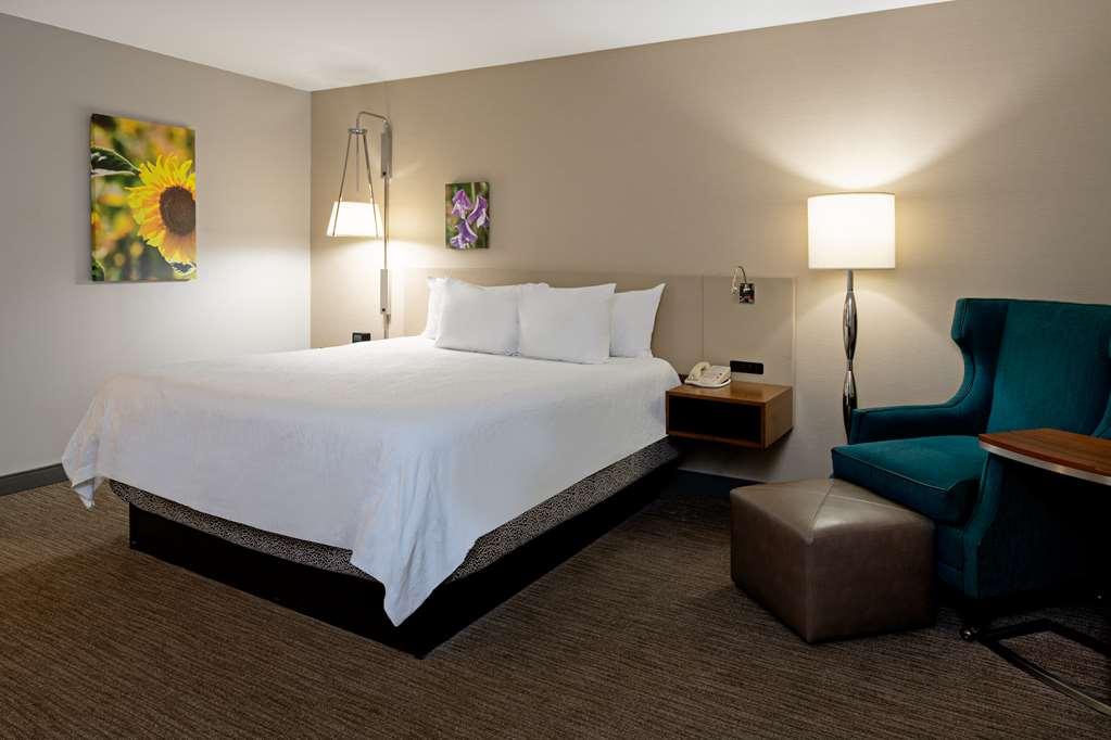 Hilton Garden Inn Folsom Oda fotoğraf