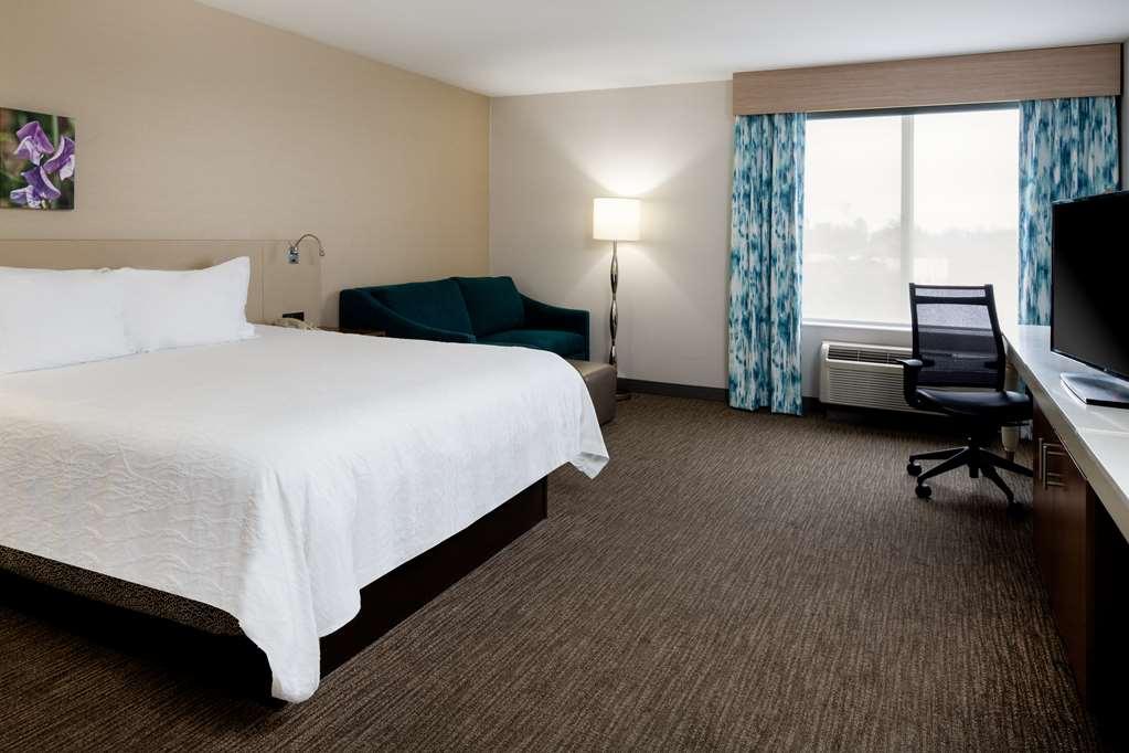Hilton Garden Inn Folsom Oda fotoğraf